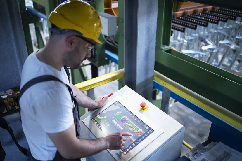 Lean Manufacturing Meets Digital: Integrating Traditional Principles with Modern Tools